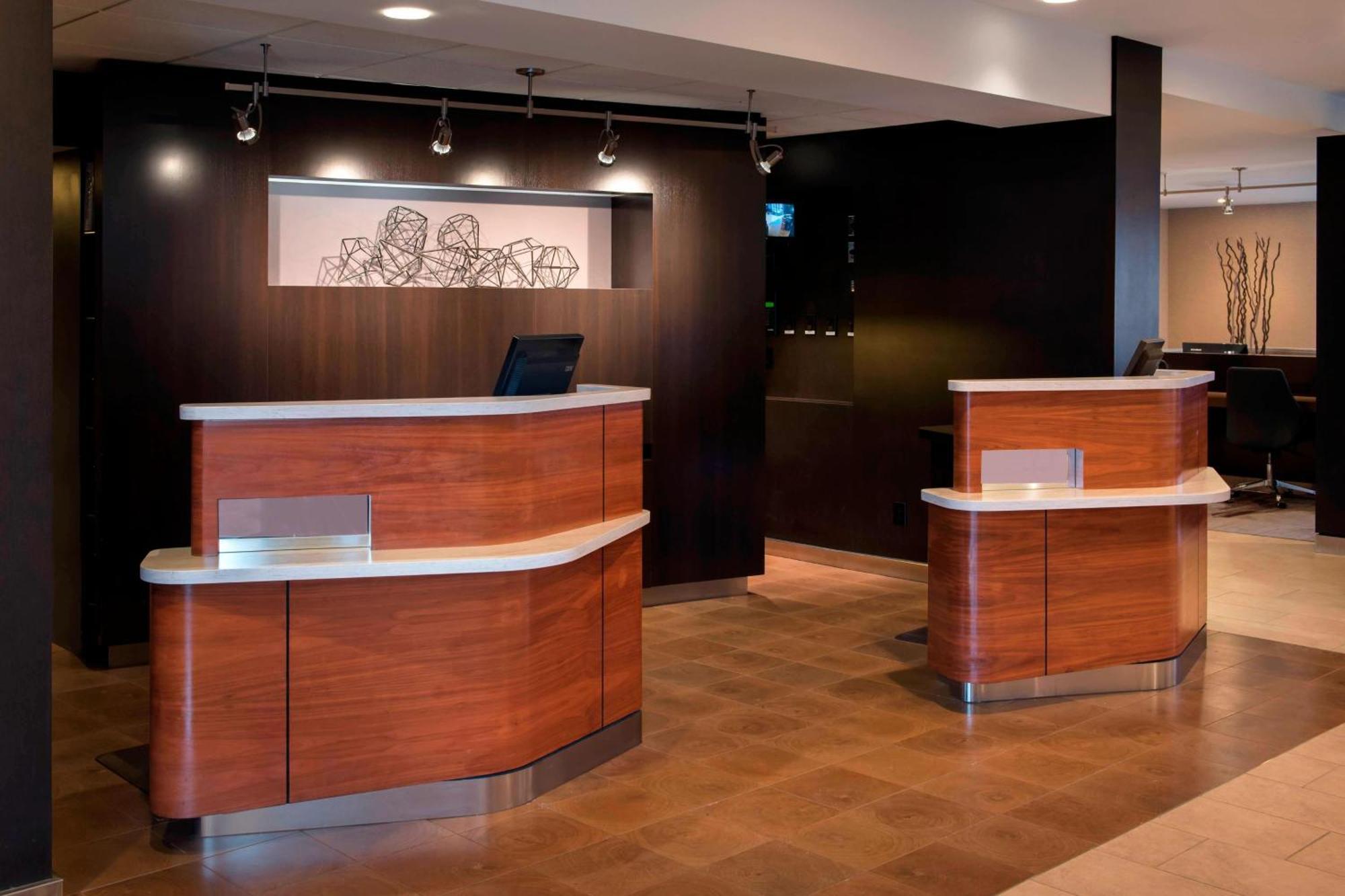 Courtyard By Marriott Chicago Naperville Exterior photo