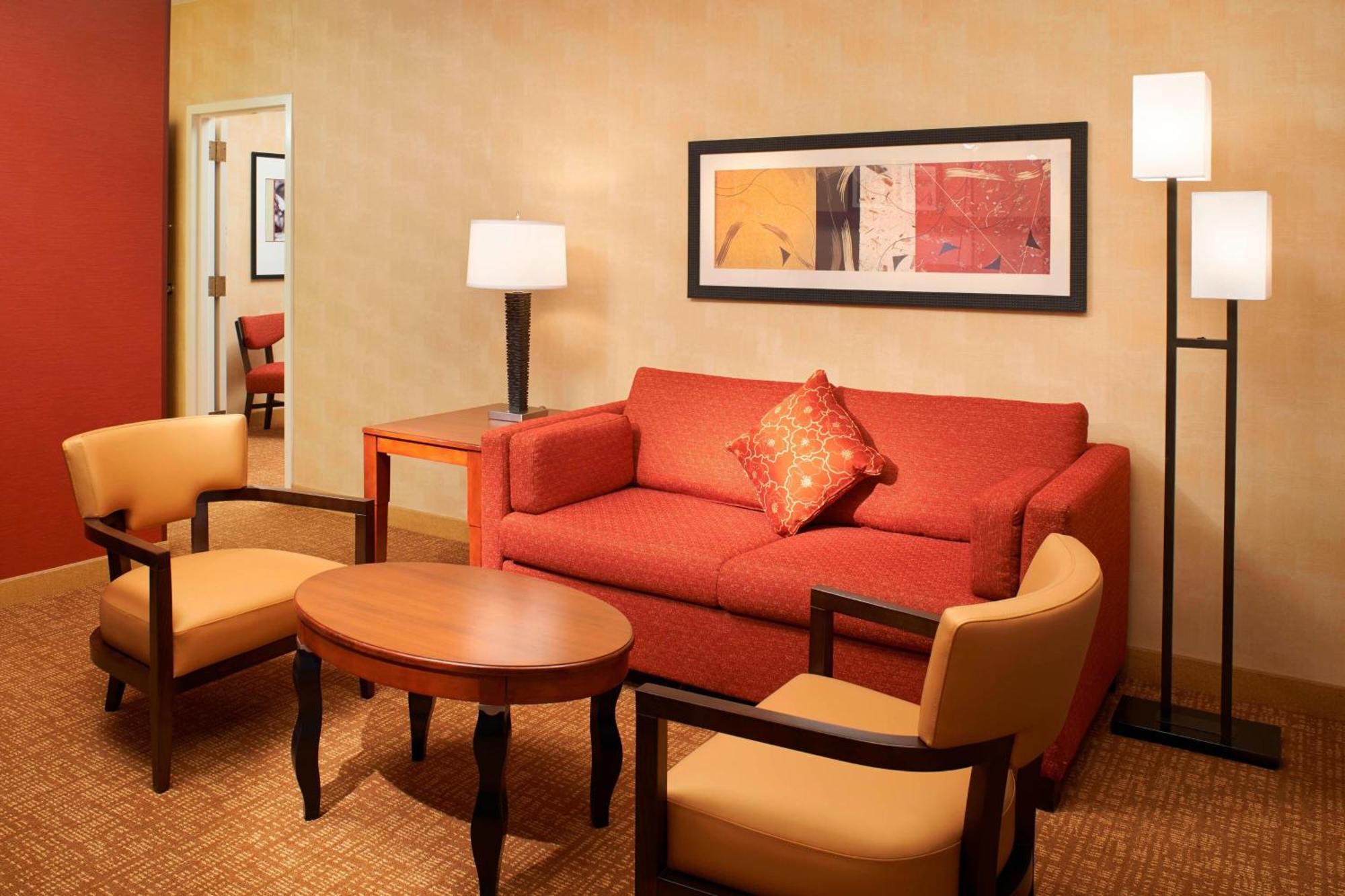Courtyard By Marriott Chicago Naperville Exterior photo
