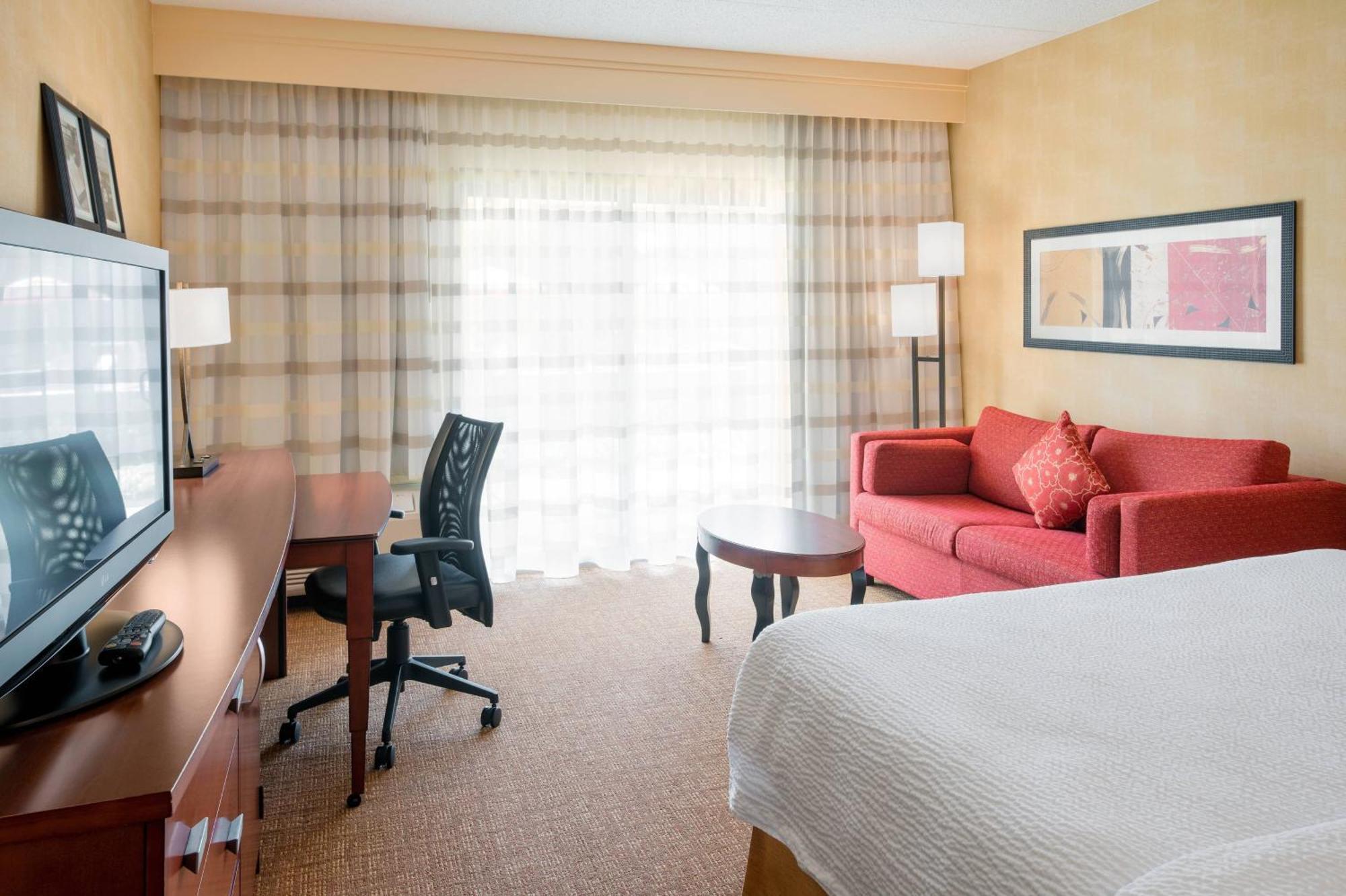 Courtyard By Marriott Chicago Naperville Exterior photo