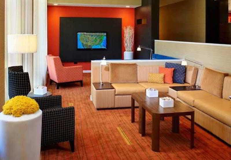 Courtyard By Marriott Chicago Naperville Exterior photo